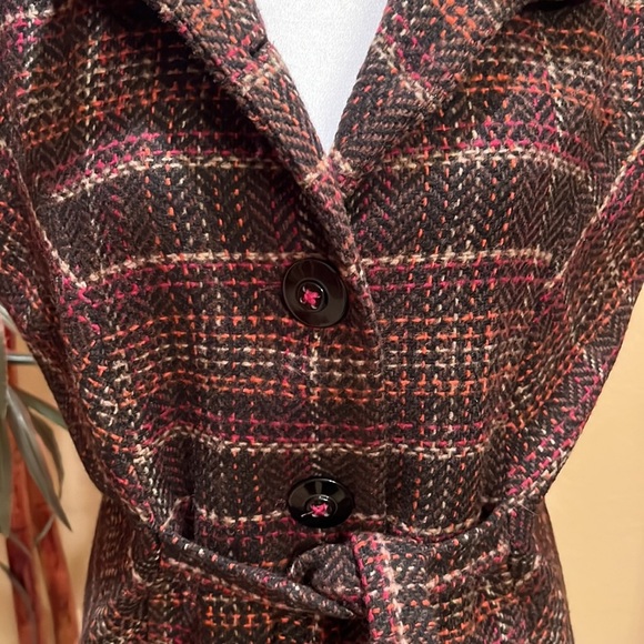 Cabi multicolored vest with button down front and ties. Size M, great condition - Picture 2 of 7